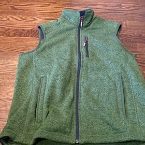 Size Medium Orius vest.  Size Medium.  Perfect vest for casual or athletic wear.